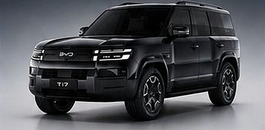 BYD Ti 7 in black