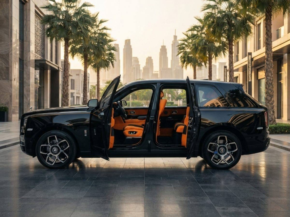 Rolls-Royce Cullinan 2026 rear view in Dubai